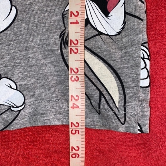 Unisex Divided By H&M Collaboration Looney Tunes/Bugs Bunny Graphic Tee - Picture 10 of 10